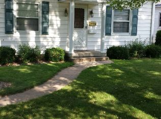 1941 W 7th St, Waterloo, IA 50702
