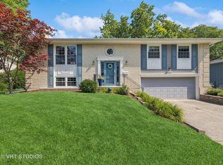 1010 59th St, Lisle, IL 60532