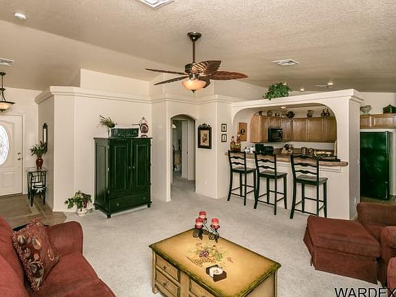 4th image of 1390 Beefeater Dr