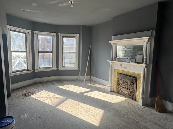 2555 N 33rd St, Philadelphia, PA 19132