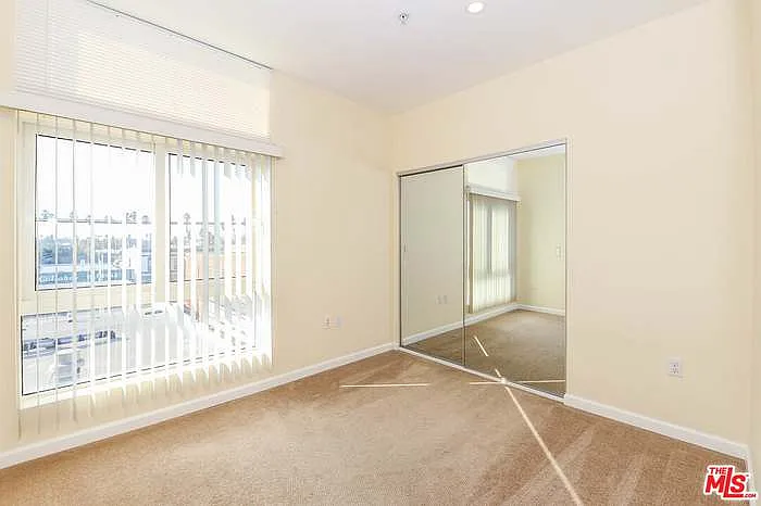 155 S Oxford Ave #203 — Photo 10