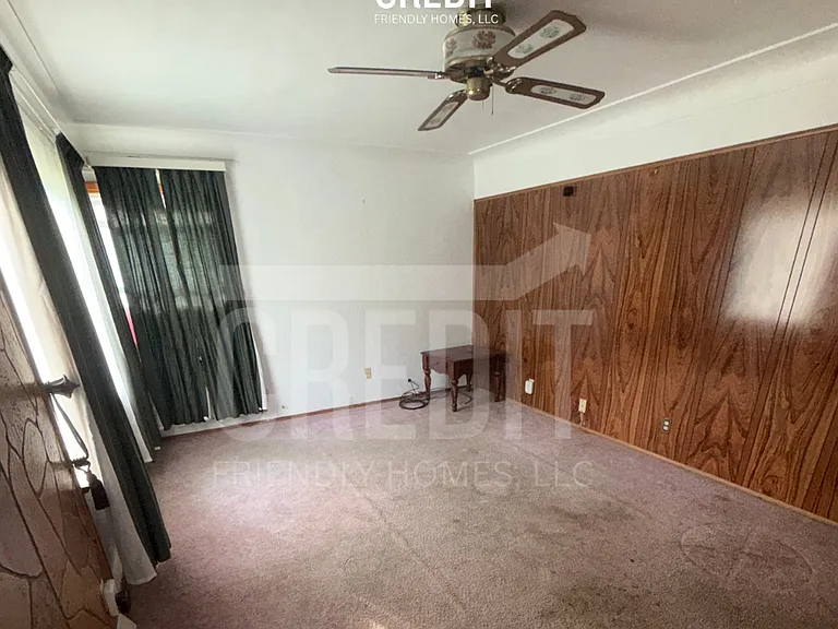 8303 Bluff St — Photo 3