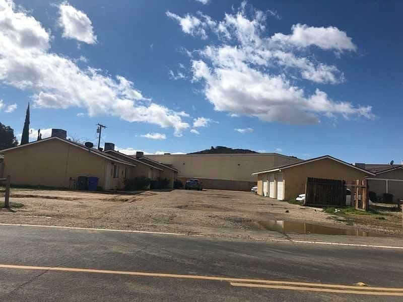 2nd image of 20275 Thunderbird Rd