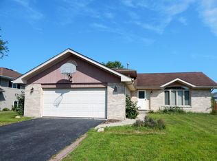 16447 S Edgewood Dr, Plainfield, IL 60586