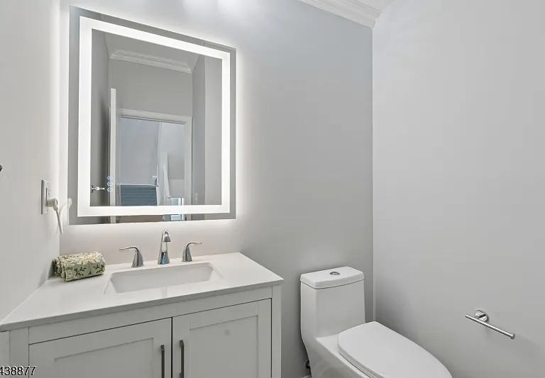 612 Lopez Ln — Photo 15