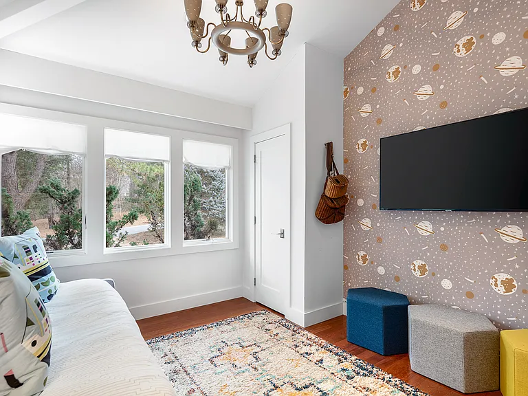 10 Cedar Dr — Photo 12