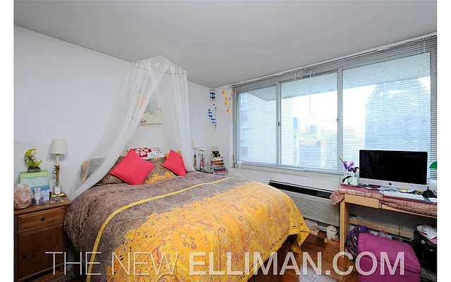 Rented by Douglas Elliman | media 3