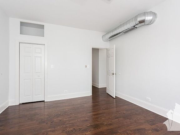 5th image of 623 E Groveland Park #3E5