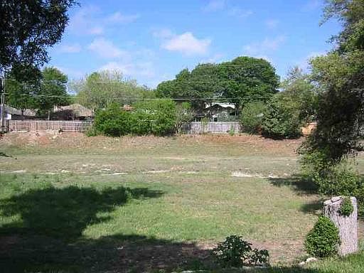 4th image of 11001 WHISPER VALLEY DR