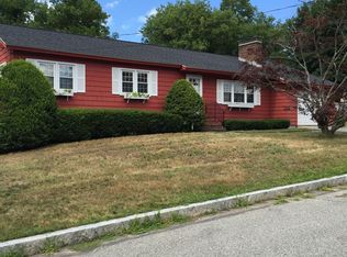 77 W Albert St, Lowell, MA 01851