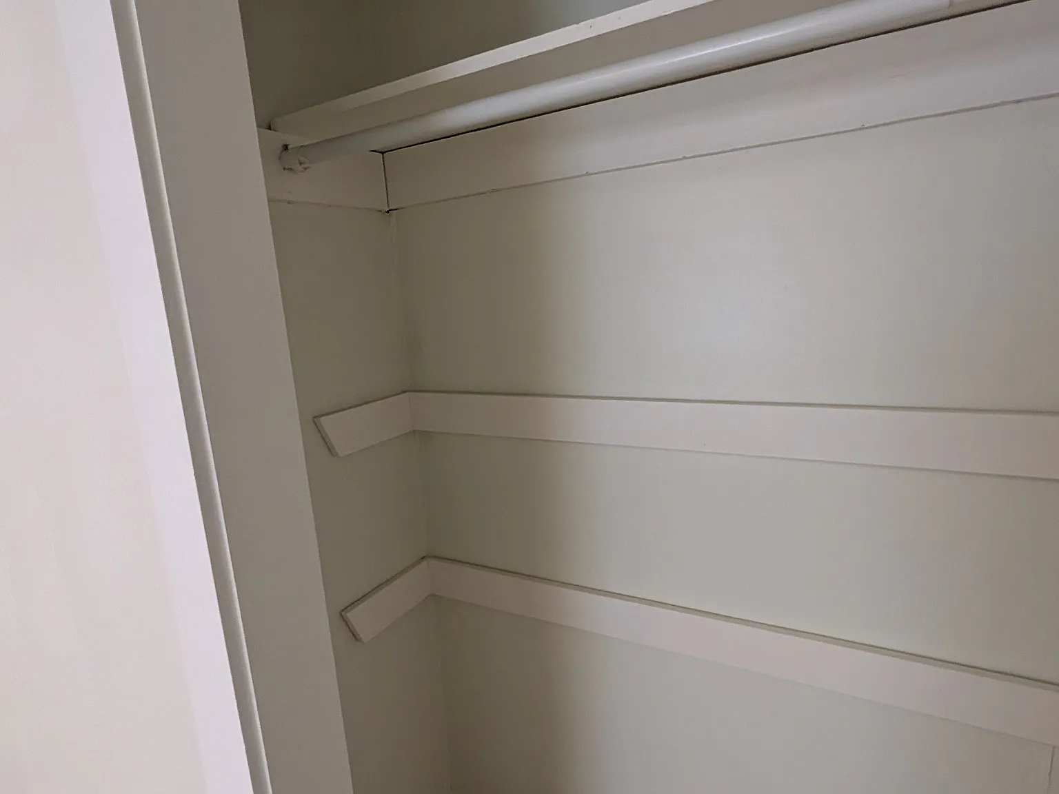 1 bed, 700 sqft, $1,050 — Photo 4