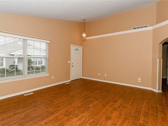 5th image of 4473 Grand Teton Dr