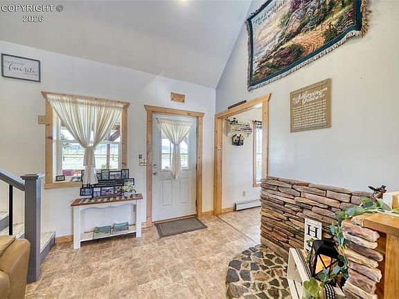 5th image of 120 Lone Tree Cir
