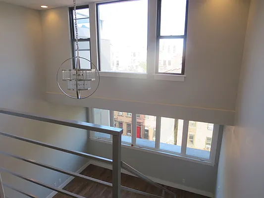 Rented by Strivers Management Group Corp (Brokerage) | media 1