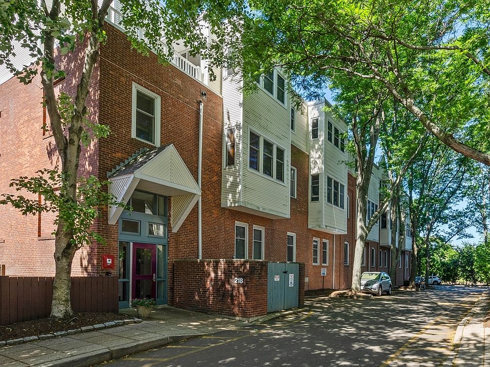 1st image of 218 Thorndike St #108B