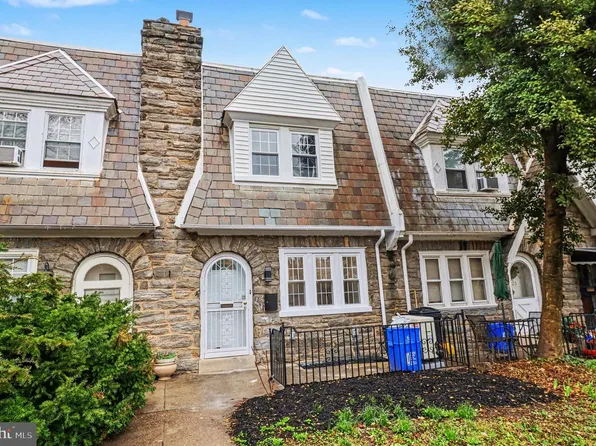 6827 Sprague St, Philadelphia, PA 19119