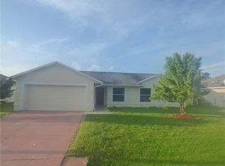 632 Basingstoke Ct, Kissimmee, FL 34758