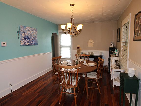 5th image of 512 E High St