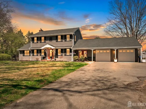 18 Cranbury Neck Rd, Cranbury, NJ 08512