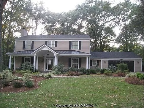536 Devonshire Ct photo 1