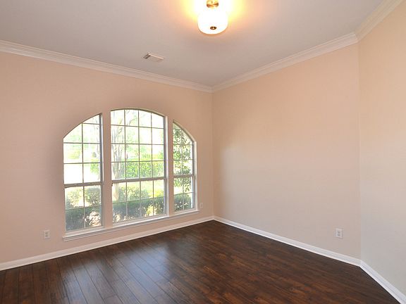 5th image of 5020 China Garden Dr