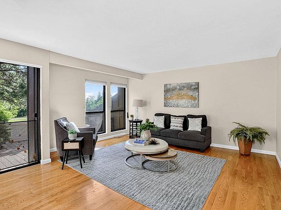 4th image of 1165 Bear Mountain Dr #A