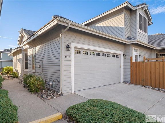 2nd image of 6613 Aston Cir