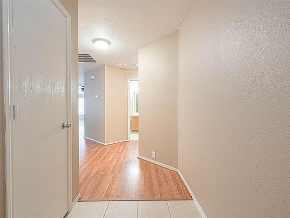 5th image of 2918 Bison Bluff