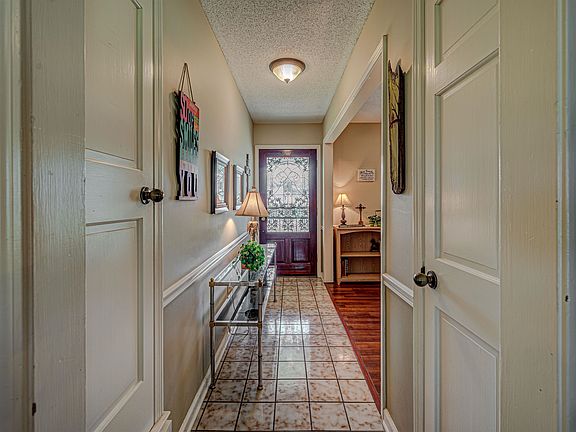 3rd image of 6408 Richfield Dr