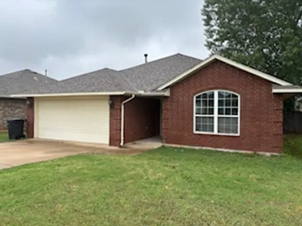 4013 Red Apple Ter, Moore, OK 73160