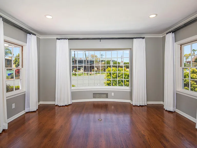 Living room bay window