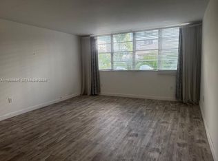 999 Brickell Bay Dr APT 206, Miami, FL 33131