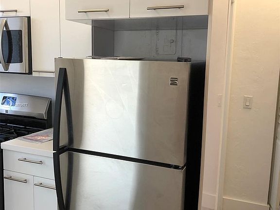 2nd image of 1310 Euclid Ave #11