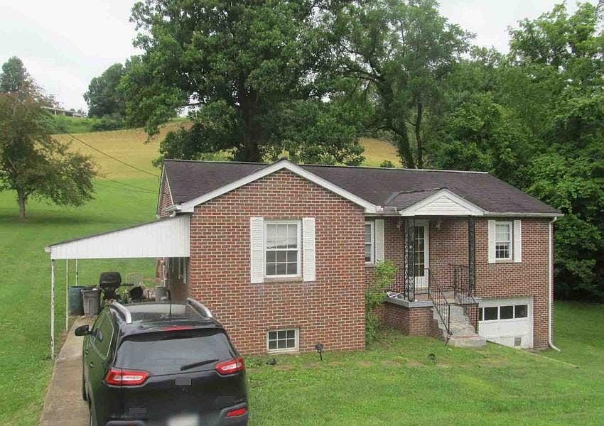 1st image of 841 McCorkle Rd
