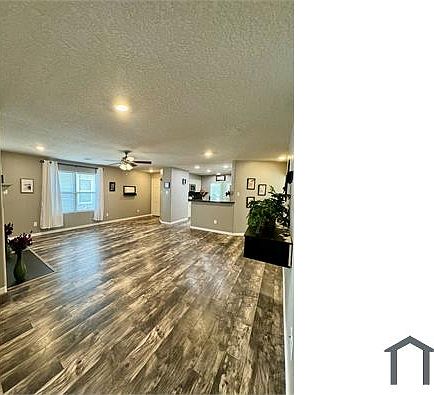 3rd image of 11710 Greensbrook Garden Dr