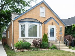 5458 W Wilson Ave, Chicago, IL 60630