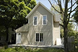 1st image of 741 E Vine St