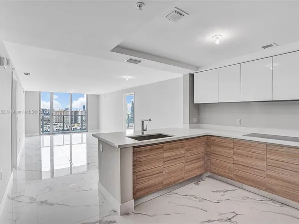 330 Sunny Isles Blvd Unit 5-2205, Sunny Isles Beach, FL 33160