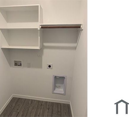 4th image of 5417 Montrose Dr