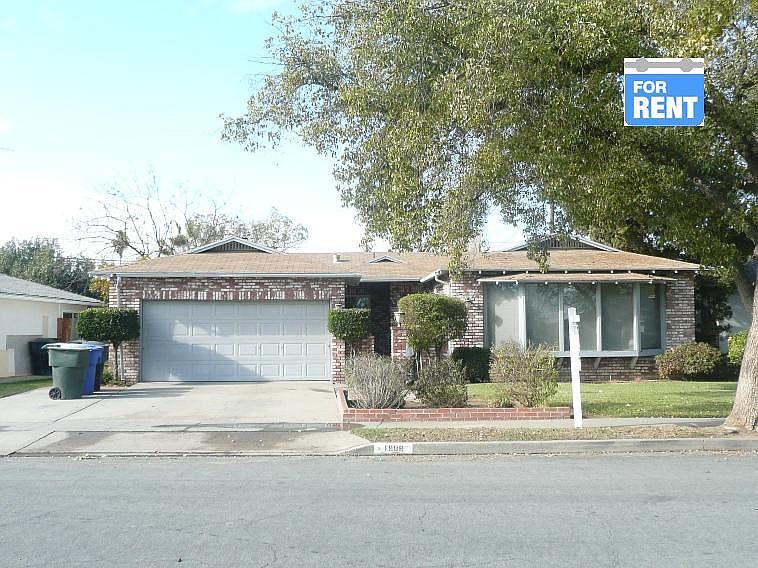 1st image of 1908 N Burl Dr