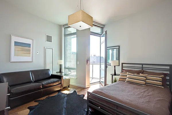 Sold by Nest Seekers International | media 26