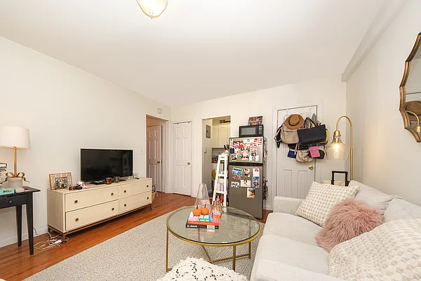 Rented by Rita S Citrin, LREB | media 8