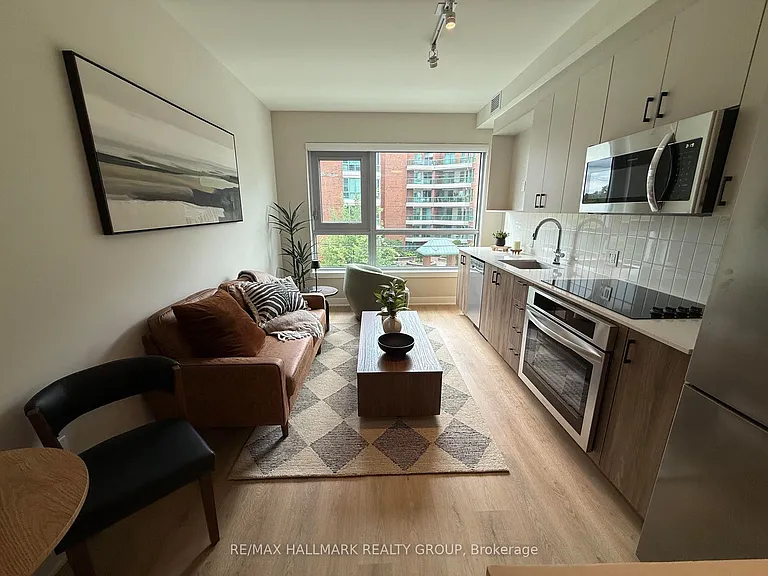 275 Carling Ave #306 — Photo 2