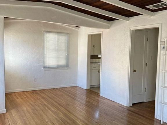 2nd image of 825 E Pine Ave #833