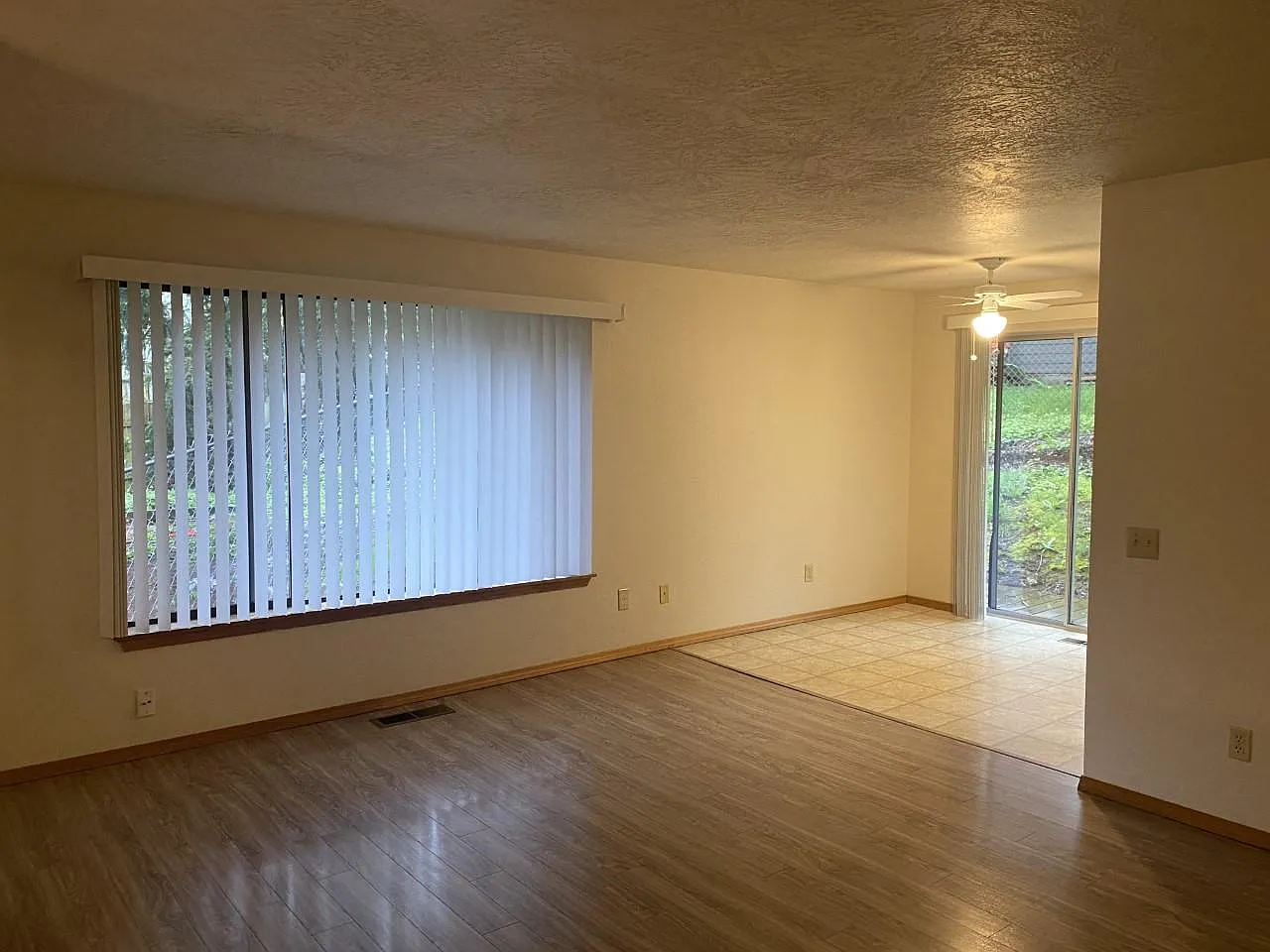 3 bed, 1336 sqft, $1,900 — Photo 3