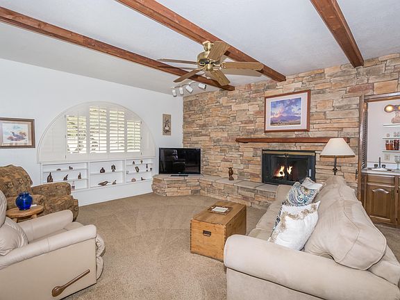 4th image of 9651 N Calle Loma Linda