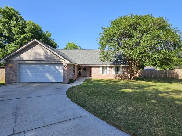 2556 Audubon Pl, Biloxi, MS 39531