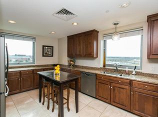 1 Miranova Pl APT 840, Columbus, OH