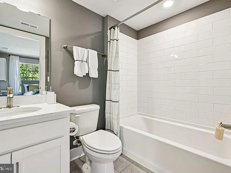 1805 Harvest Dr — Photo 22