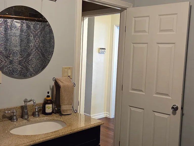 Rockway Dr — Photo 5